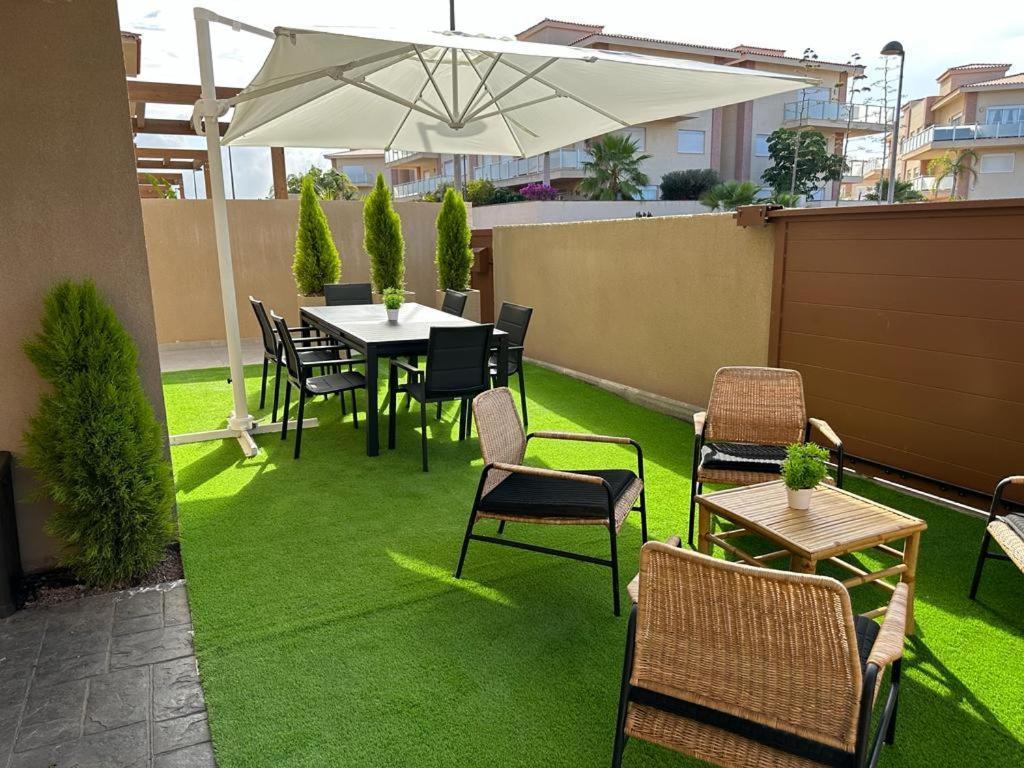 Golf Tenerife South XX Wheel Accessible Shower XX Free Wifi XX Private Pool 30 Degrees XX Two Terraces 30M2X60M2 Xxfree Parking XX Mountain View XX Flatscreen 65 Inch XX 산미겔데아보나 외부 사진