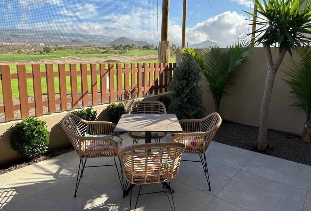 Golf Tenerife South XX Wheel Accessible Shower XX Free Wifi XX Private Pool 30 Degrees XX Two Terraces 30M2X60M2 Xxfree Parking XX Mountain View XX Flatscreen 65 Inch XX 산미겔데아보나 외부 사진