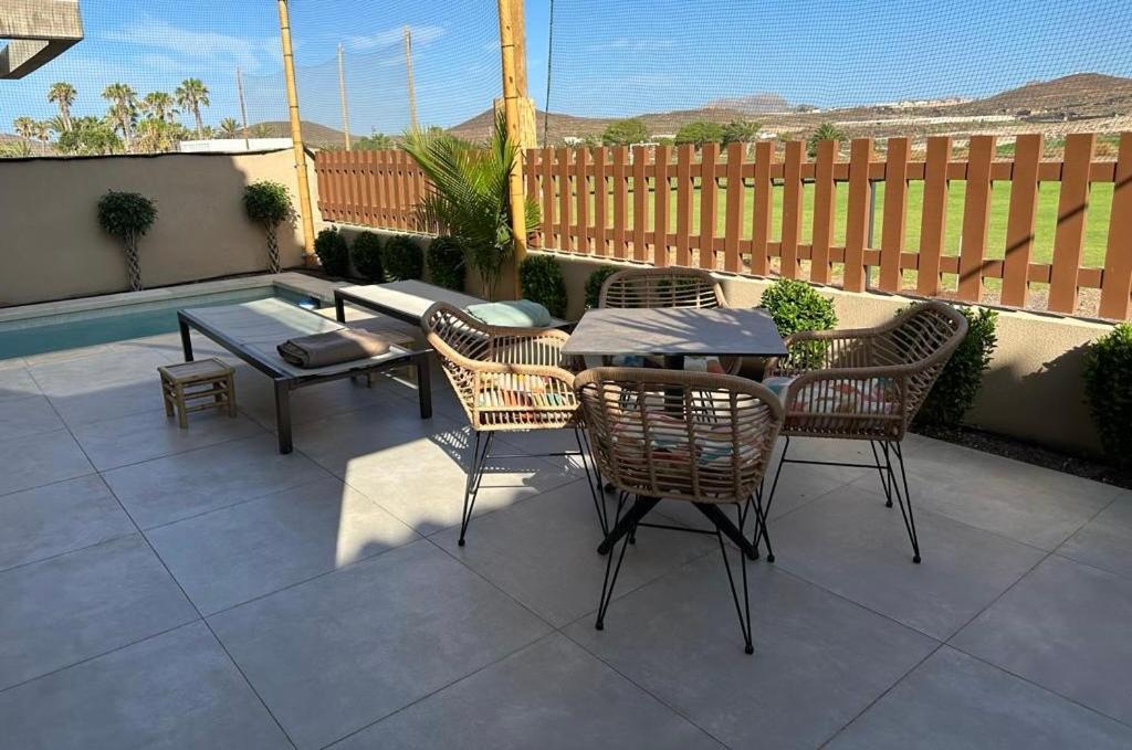 Golf Tenerife South XX Wheel Accessible Shower XX Free Wifi XX Private Pool 30 Degrees XX Two Terraces 30M2X60M2 Xxfree Parking XX Mountain View XX Flatscreen 65 Inch XX 산미겔데아보나 외부 사진
